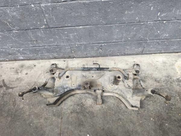 BERCEAU MOTEUR CITROEN/PEUGEOT/TOYOTA - Vue 1